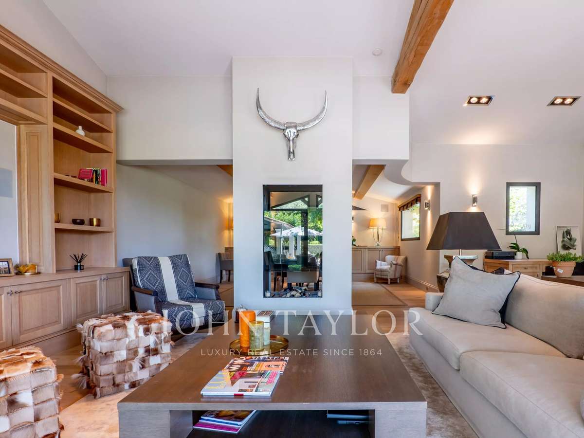House Mougins