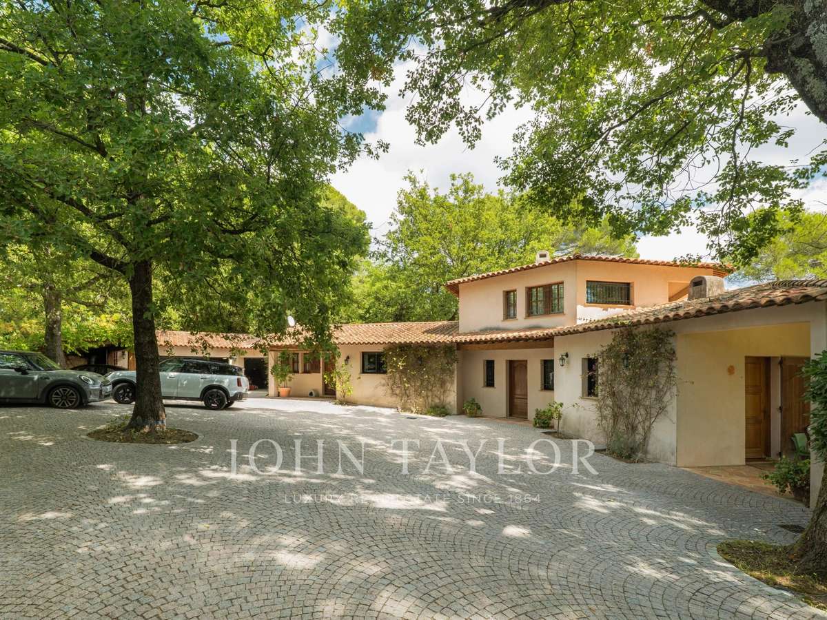 Maison Mougins