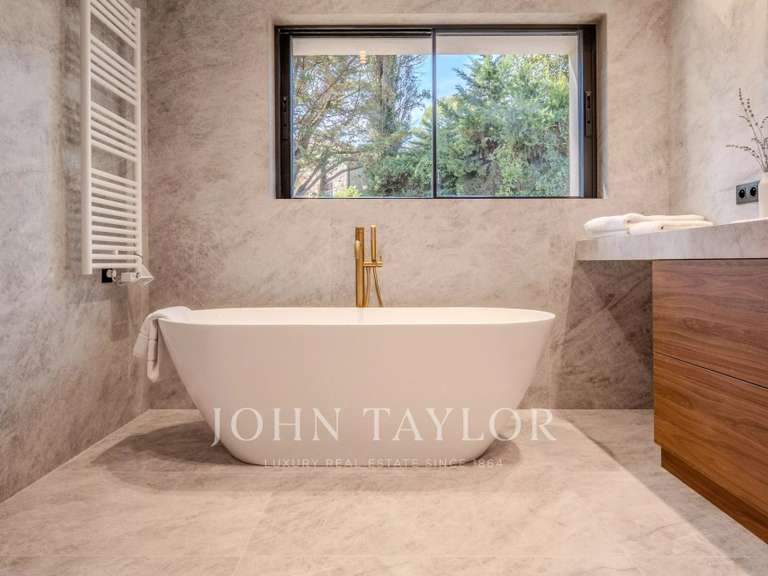 Maison Mougins - 5 chambres - 254m²