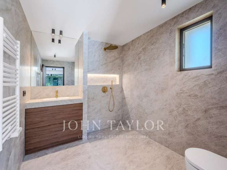 Maison Mougins - 5 chambres - 254m²