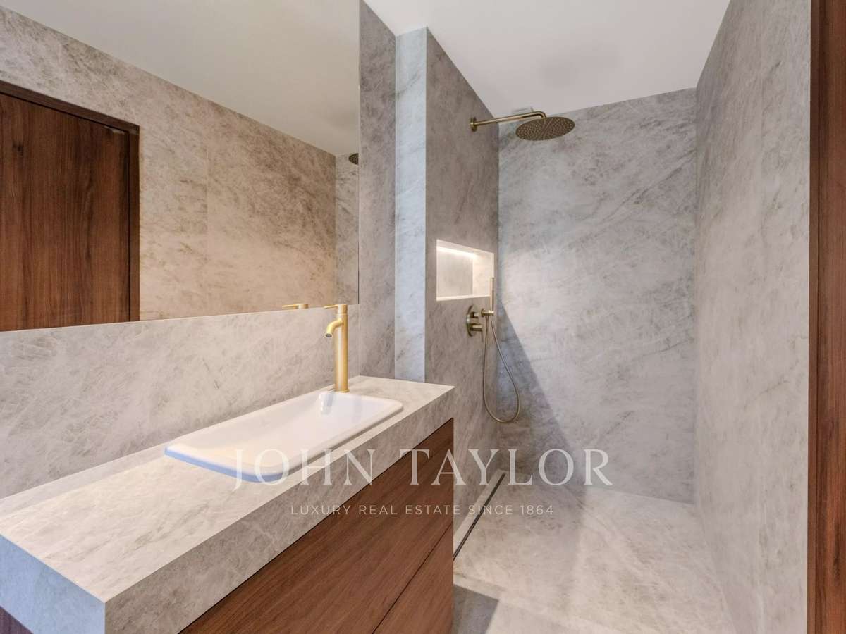 House Mougins