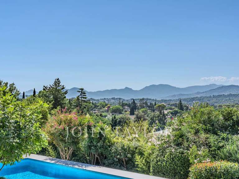 Maison Mougins - 5 chambres - 215m²