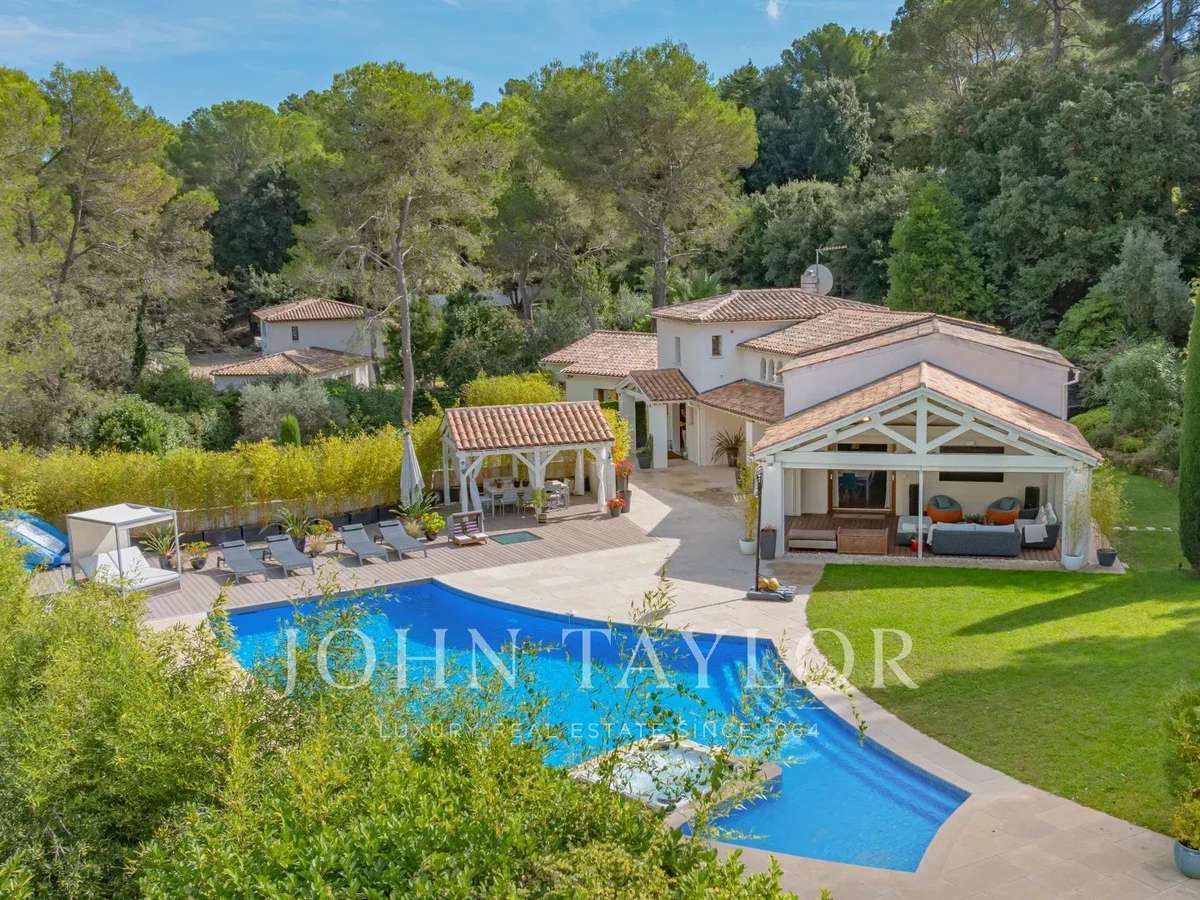 Maison Mougins