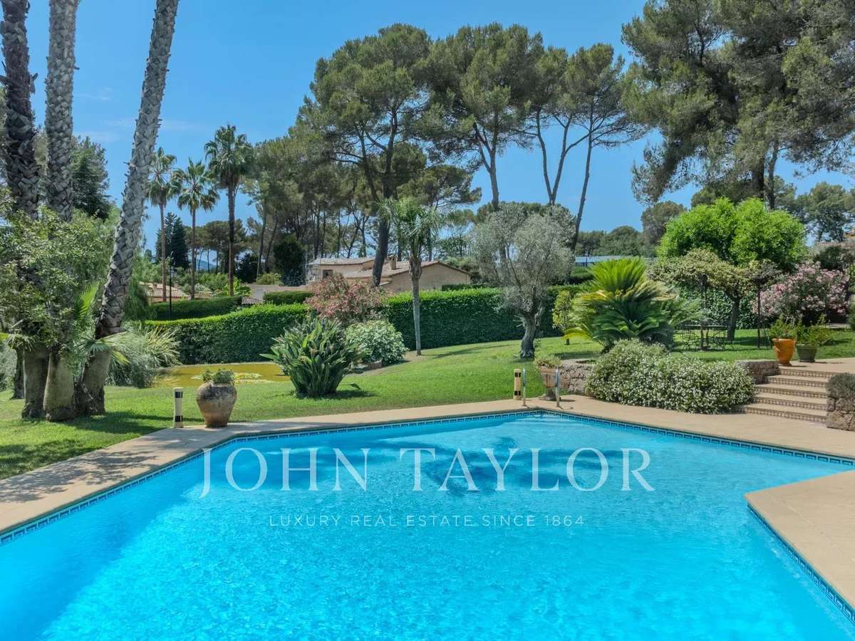 Maison Mougins