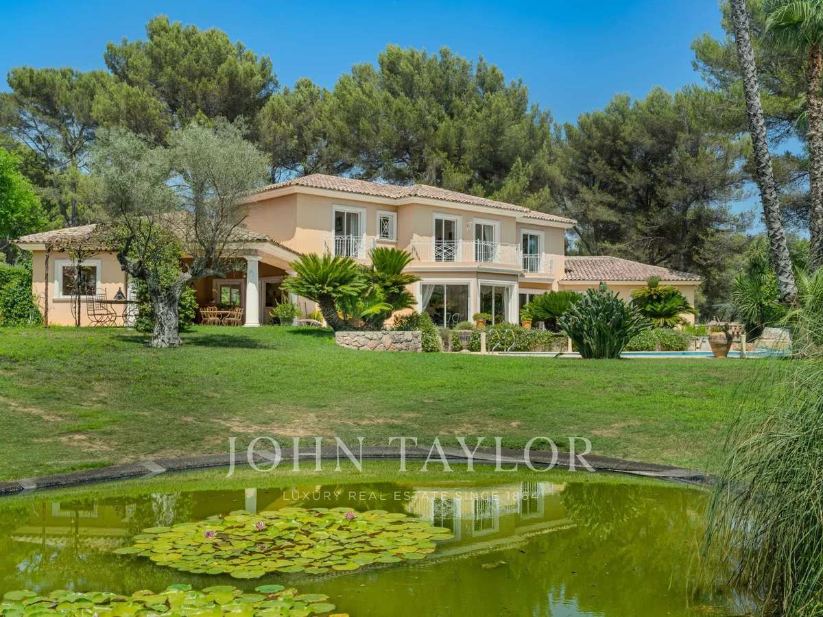 Maison Mougins
