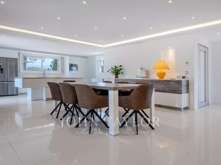 Maison Mougins - 4 chambres - 205m²
