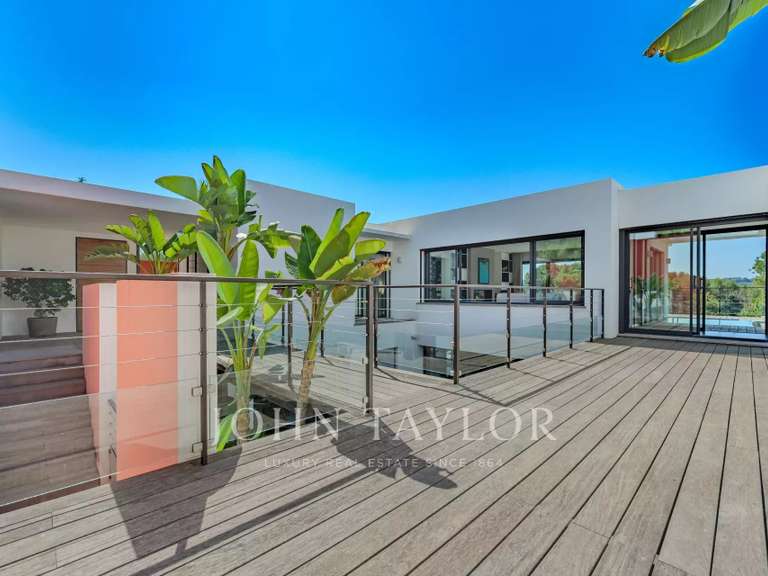 Maison Valbonne - 6 chambres - 363m²