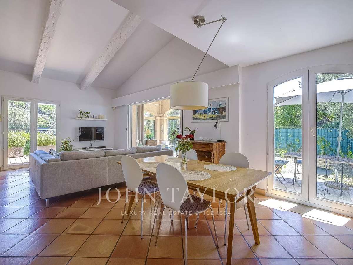 Maison Valbonne