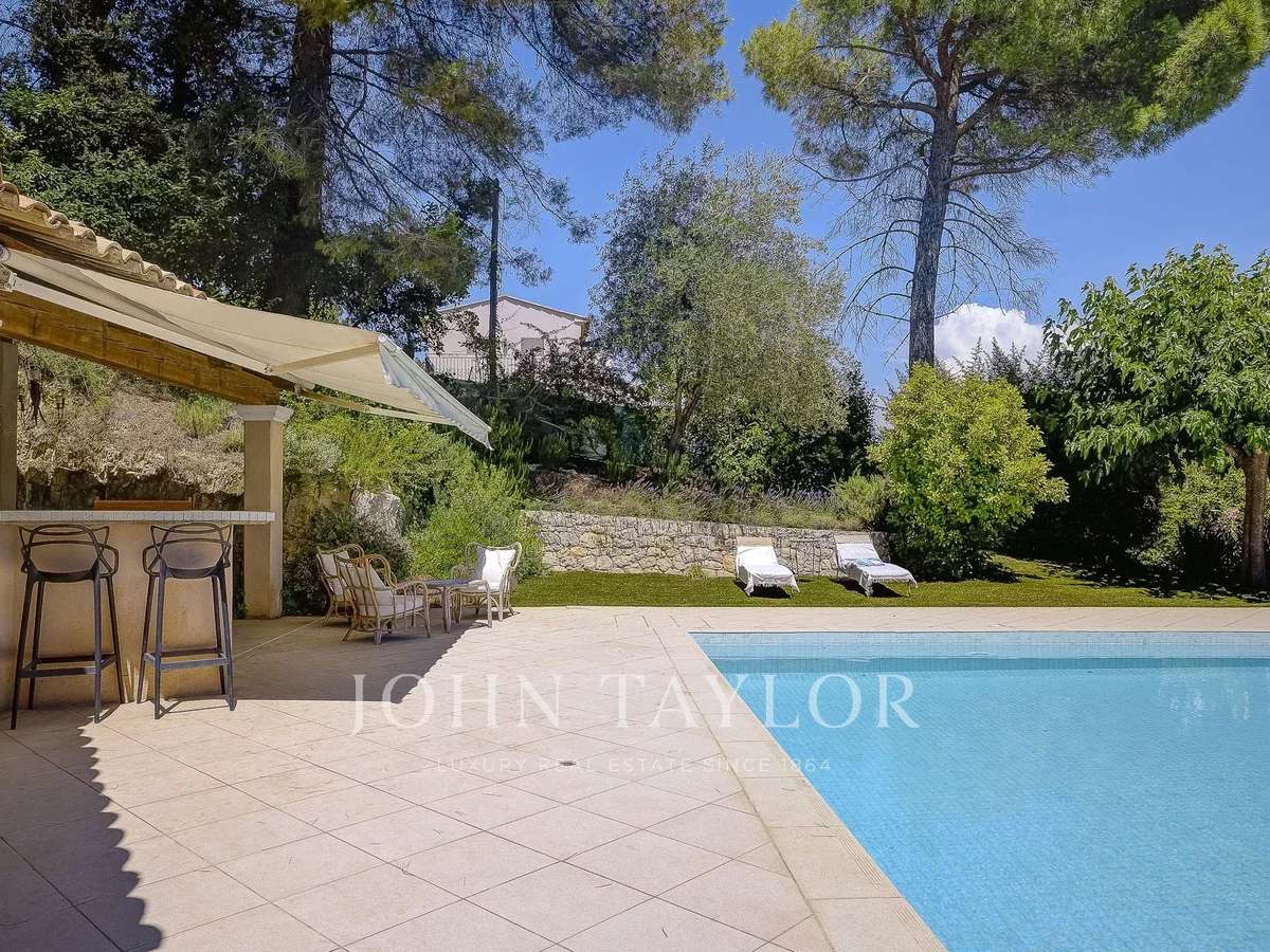 Maison Valbonne