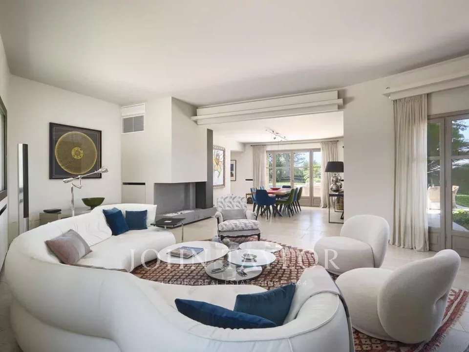 House Mougins