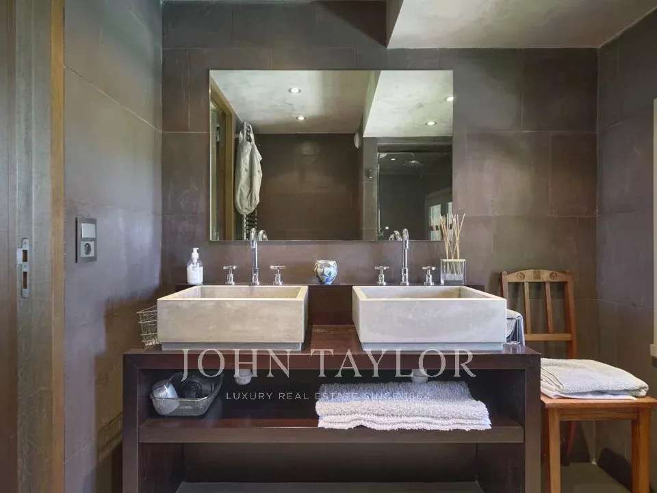 House Mougins