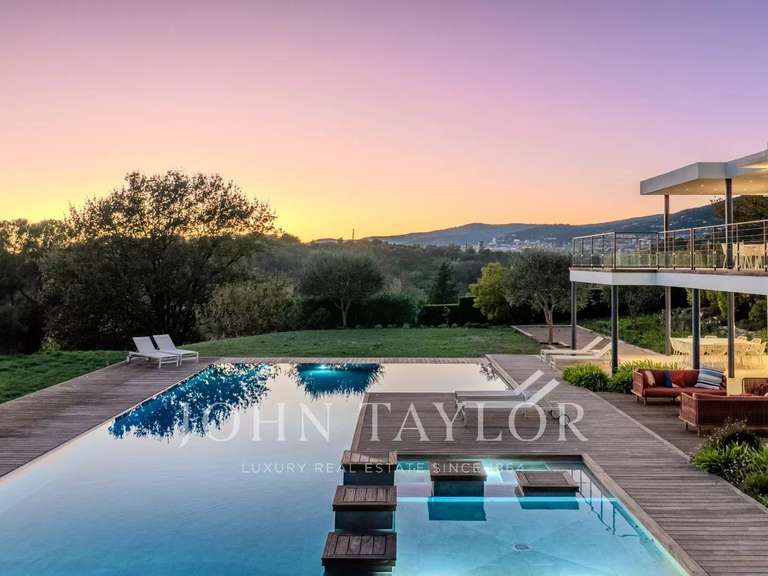 Maison Valbonne - 6 chambres - 363m²
