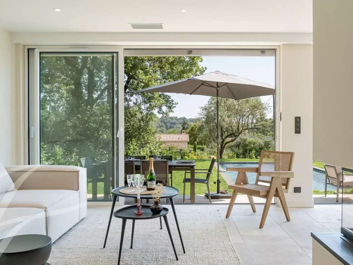 Maison Valbonne