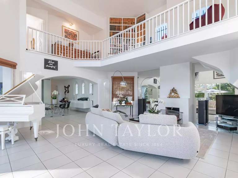 Maison Mougins - 4 chambres - 250m²