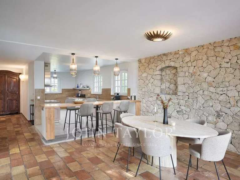 Maison Mougins - 6 chambres - 271m²
