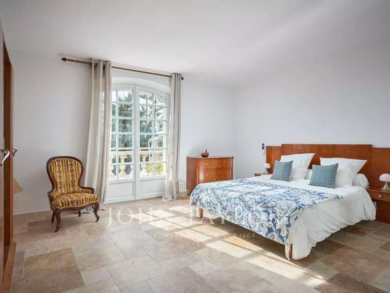 Maison Mougins - 6 chambres - 271m²