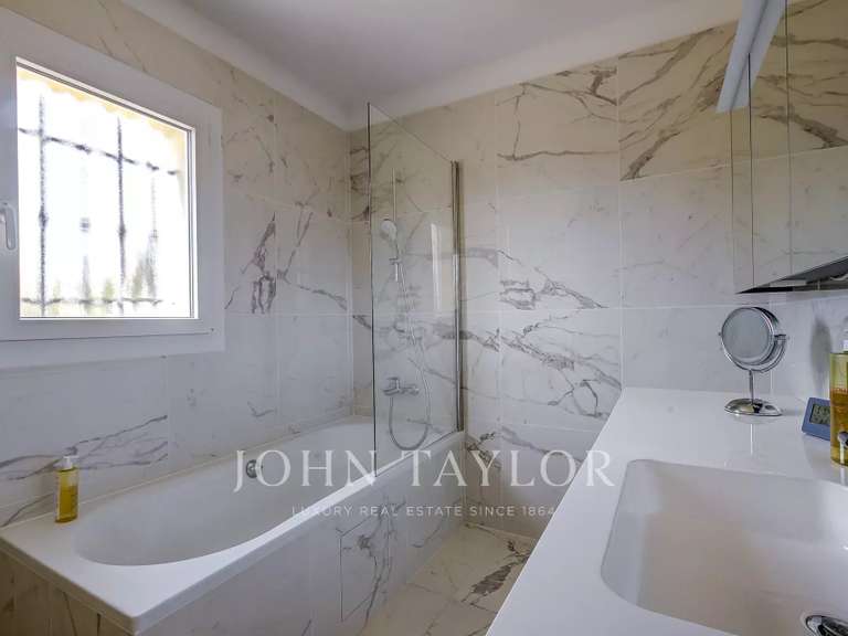 Maison Mougins - 4 chambres - 178m²