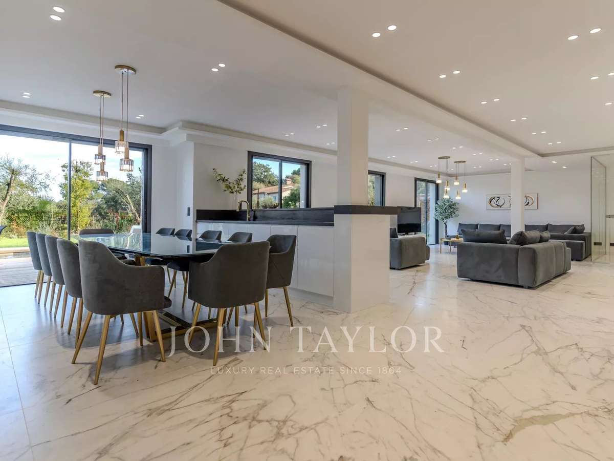 House Mougins