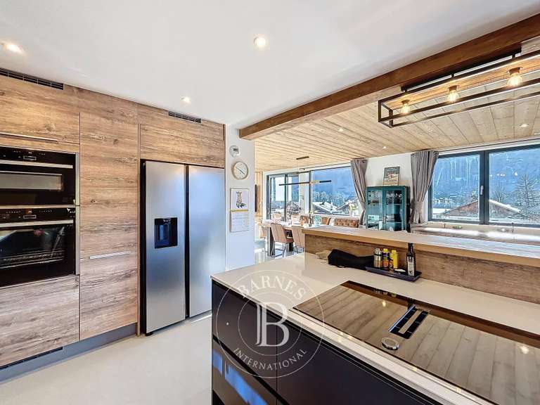 Maison Montriond - 6 chambres - 180m²