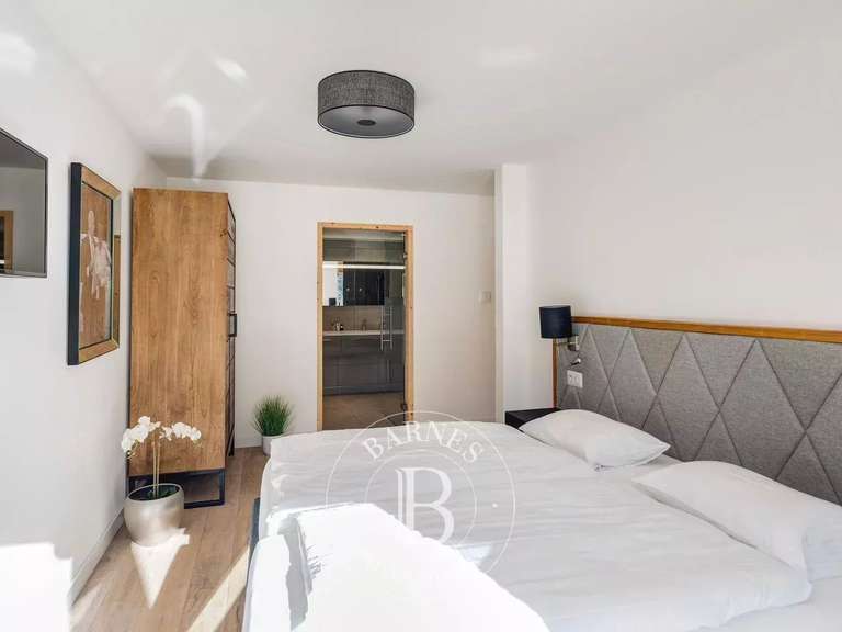 Maison Abondance - 6 chambres - 239m²