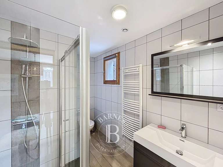 Maison Saint-Jean-d'Aulps - 5 chambres - 193m²