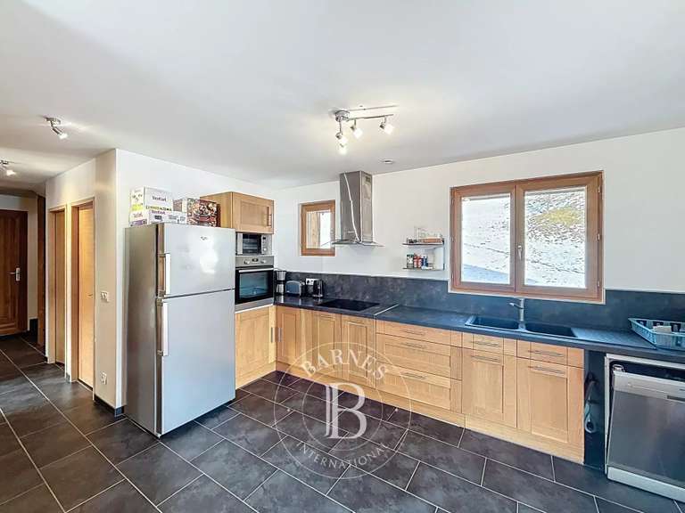 Maison Saint-Jean-d'Aulps - 5 chambres - 193m²