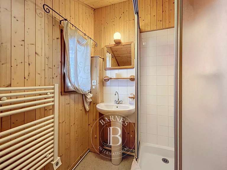 Maison Châtel - 6 chambres - 143m²