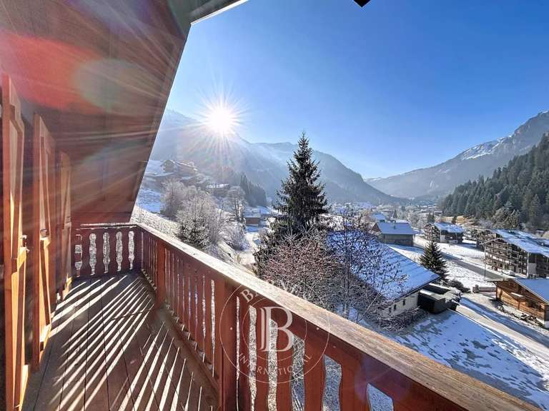Maison Châtel - 6 chambres - 143m²