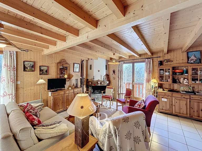 Maison Châtel - 6 chambres - 143m²