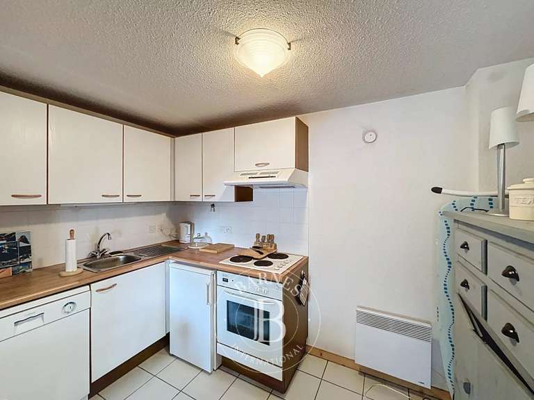 Maison Châtel - 6 chambres - 143m²