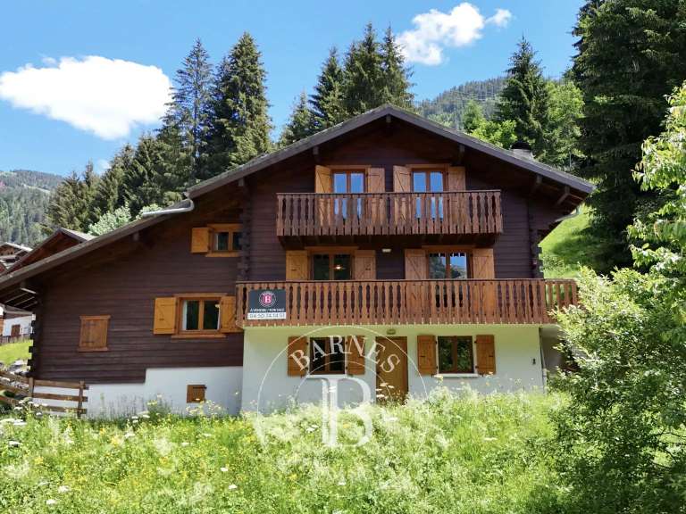 Maison Châtel - 6 chambres - 143m²