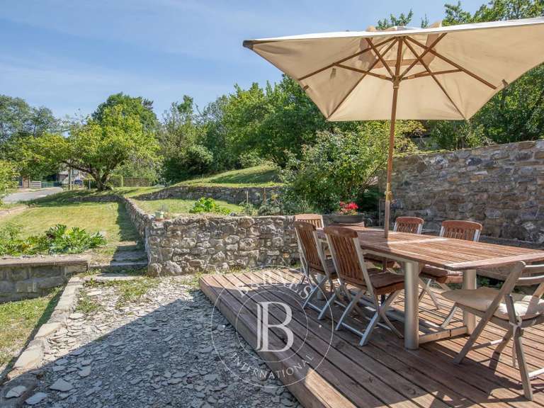 Maison Essert-Romand - 7 chambres - 277m²