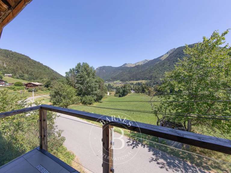 Maison Essert-Romand - 7 chambres - 277m²