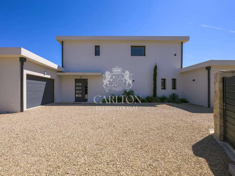 Maison Roquefort-les-Pins - 5 chambres - 252m²