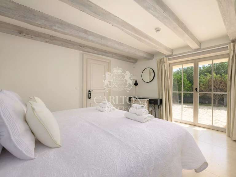 Maison Tourrettes-sur-Loup - 4 chambres - 300m²