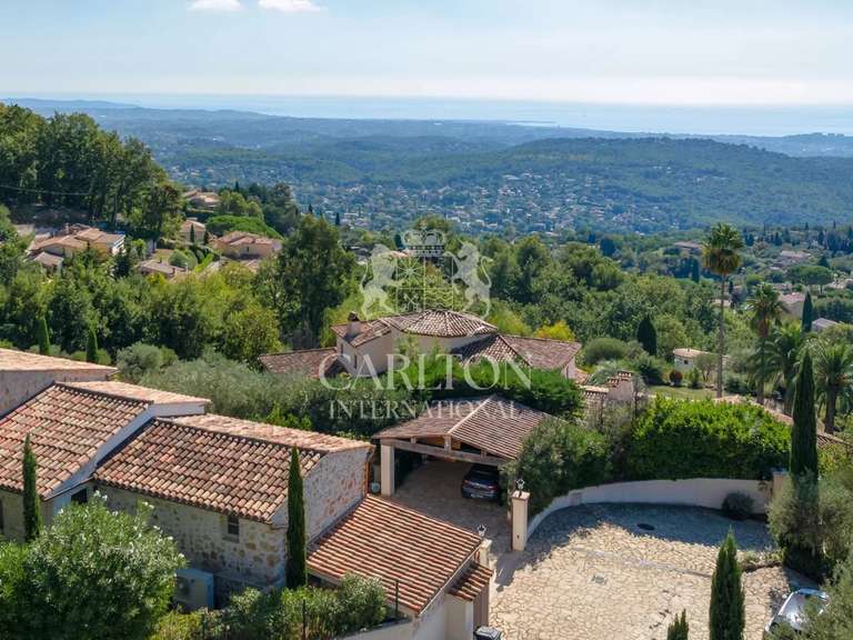 Maison Tourrettes-sur-Loup - 4 chambres - 300m²