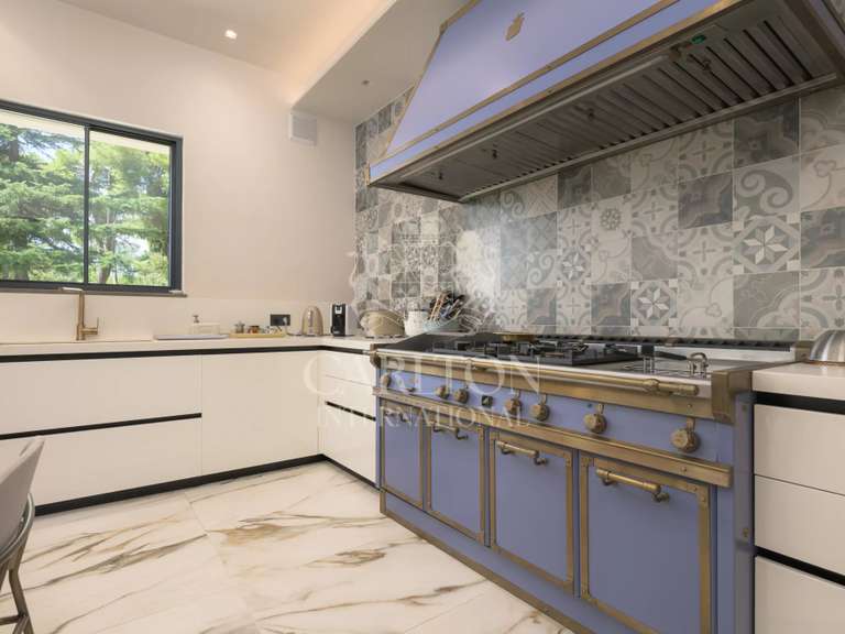 Maison Saint-Paul-de-Vence - 10 chambres - 828m²