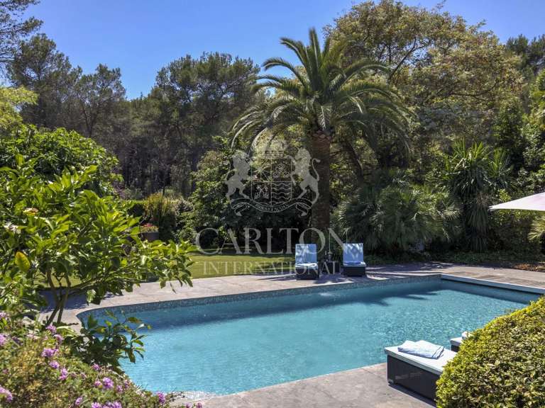 Maison Mougins - 5 chambres - 277m²