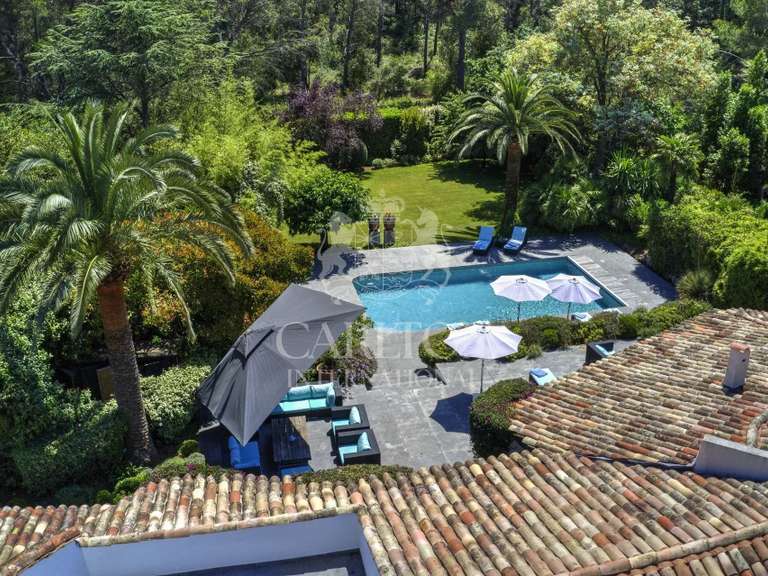 Maison Mougins - 5 chambres - 277m²