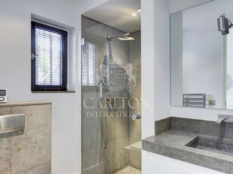 Maison Mougins - 5 chambres - 277m²