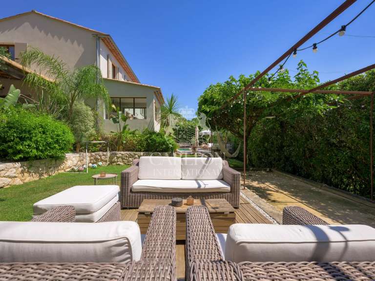 Maison Saint-Paul-de-Vence - 3 chambres - 164m²