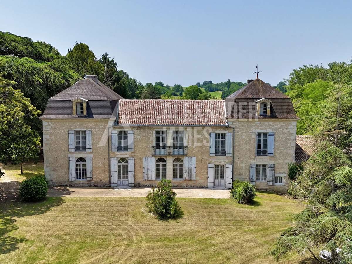 House Gensac