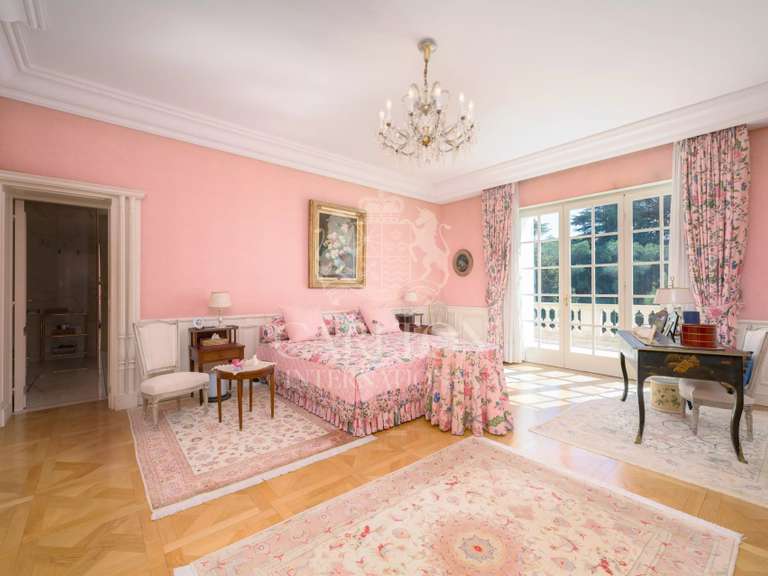 House Cap-d-antibes - 555m²