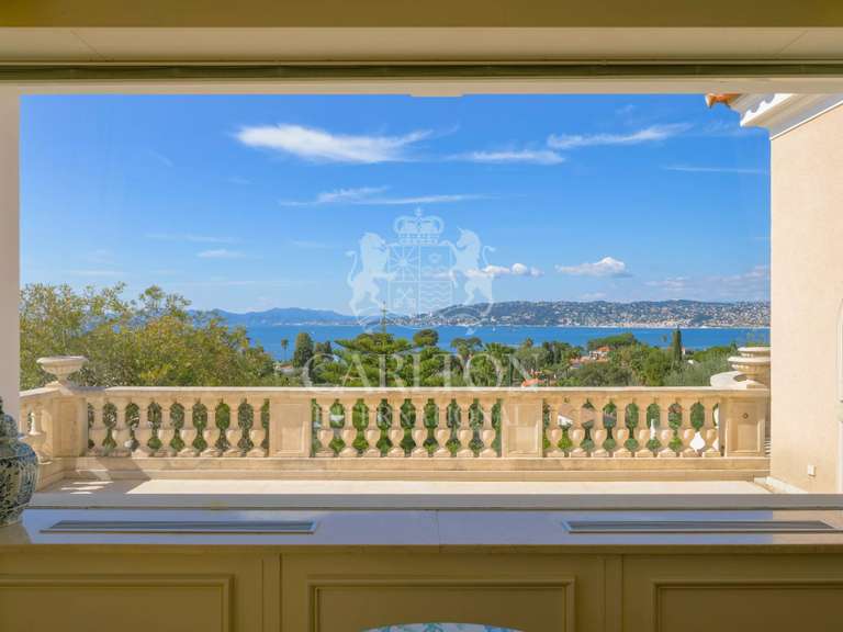 House Cap-d-antibes - 555m²