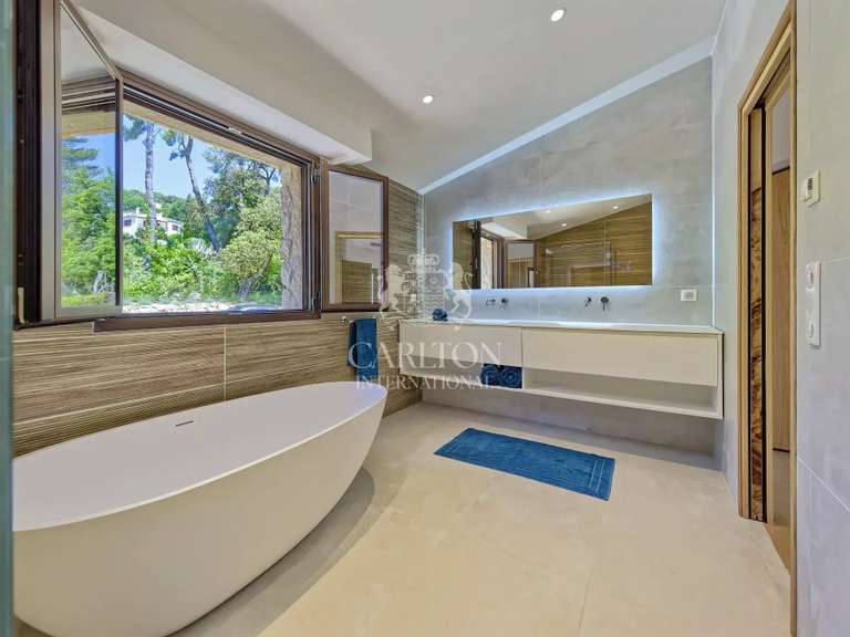 House Saint-Paul-de-Vence - 6 bedrooms - 300m²