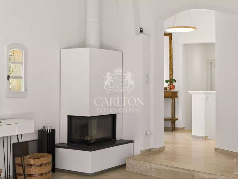 House Saint-Paul-de-Vence - 5 bedrooms - 230m²