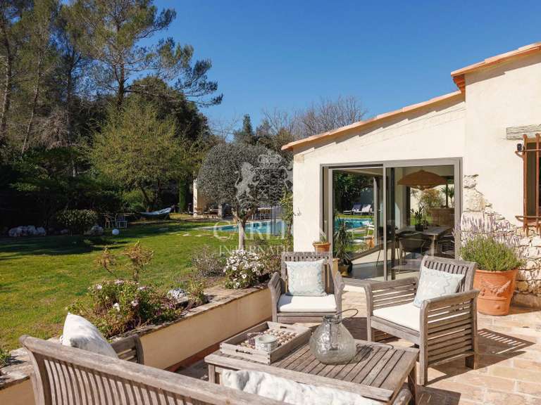Maison Saint-Paul-de-Vence - 5 chambres - 230m²