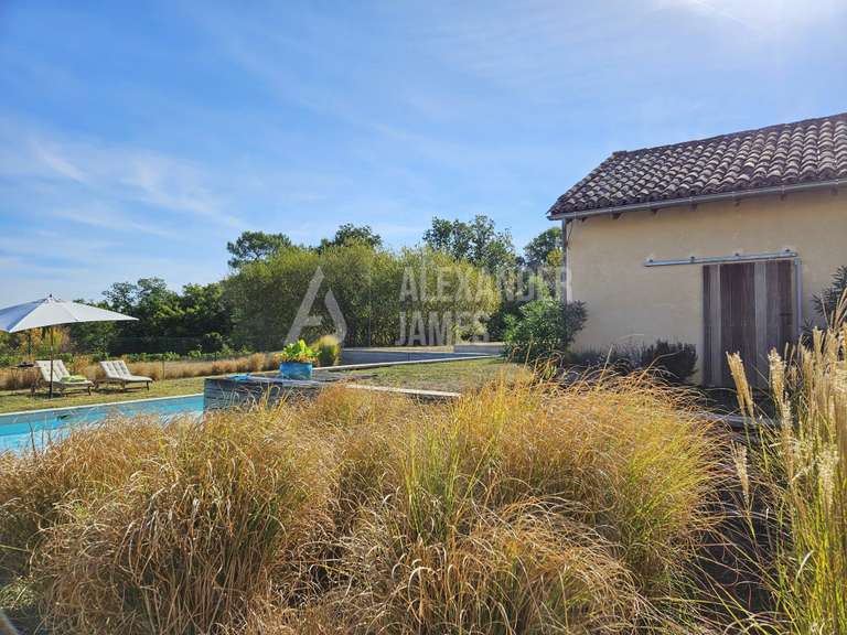 Maison Pellegrue - 3 chambres - 440m²