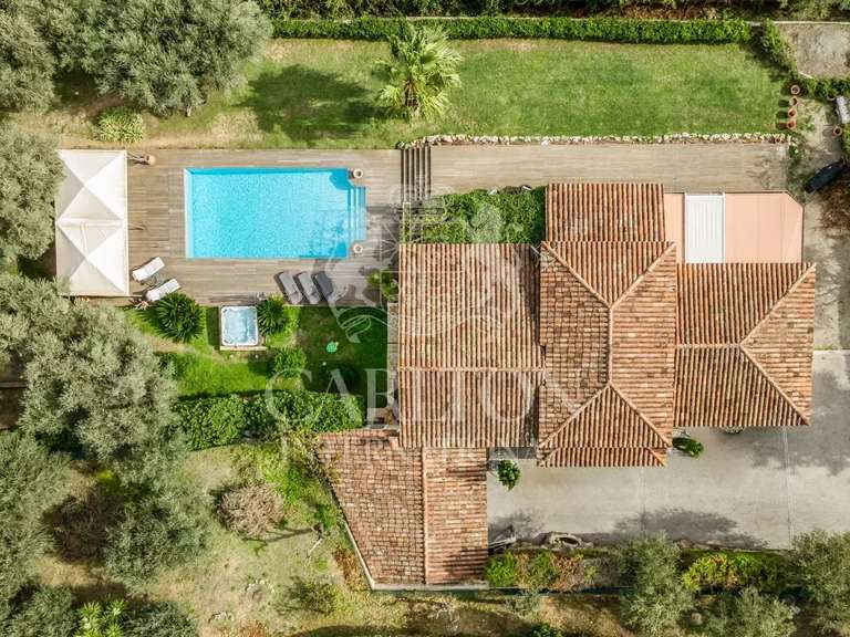 House Le Tignet - 4 bedrooms - 180m²