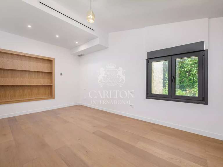 Maison Saint-Paul-de-Vence - 5 chambres - 300m²